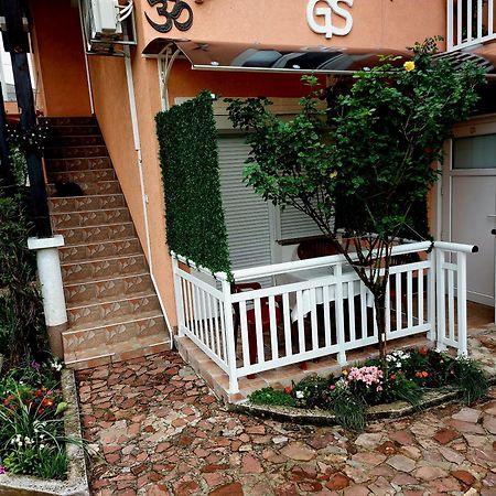 Apartmani Gs ***** Zavidovici Exterior photo